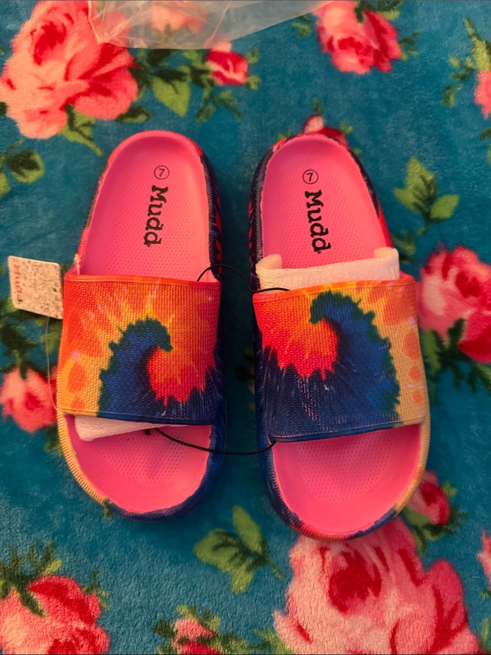Mudd Tie-Dye Wave Slide Sandals in Pink and Multicolor